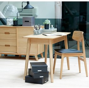 Трапезен стол в естествен цвят Livo – Unique Furniture