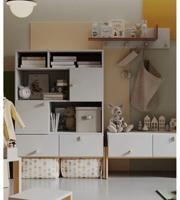 Светло сив/естествен стенен детски шкаф за дрехи Cube - Pinio