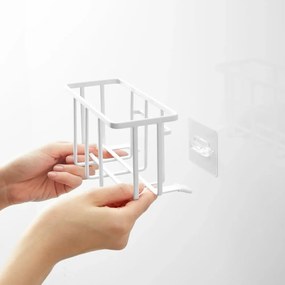 Бяла метална стойка за перилни препарати без пробиване Film Hook – YAMAZAKI