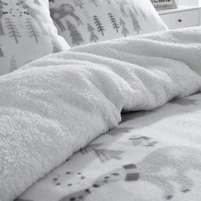 Бяло и сиво спално бельо за двойно легло от микроплюш 200x200 cm Winter Wonderland - Catherine Lansfield