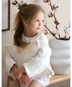 Кремава детска възглавница за диван от букле Star – Wigiwama