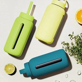 Зелена бутилка за пътуване 720 ml Electric Lime – Muuki