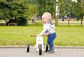 Триколка Чарли - бяла