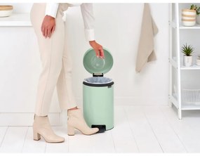 Кош за боклук с педал Brabantia NewIcon 1008843, 12 л, Плавно затваряне, Противоплъзгаща основа, Светлозелен