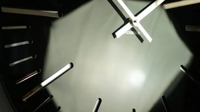 Стилен черен часовник за всекидневна, 50 см
