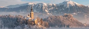 Картина на платно – Църква при езерото Блед в Словения