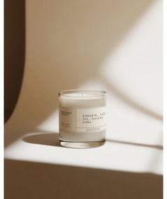 Ароматна свещ от соев восък време на горене 40 час #83 Cardamom, Rose, Oud, Tonka – Perfumed Prague