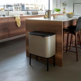 Кош за боклук Brabantia Bo Touch 1003213, 36 л, Плавно и безшумно отваряне, Голям отвор, Златен металик