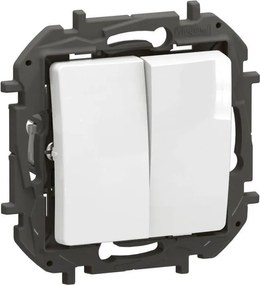 Legrand Двоен кръстат ключ 16A цвят Бял Niloe New NP2020WH