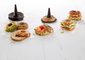 Комплект форми за приготвяне на бейгъли Lekue 1010176, 6 броя, 13.5х12.5х10.3 см, Микроперфорирани, -60/+220°C, Бронз