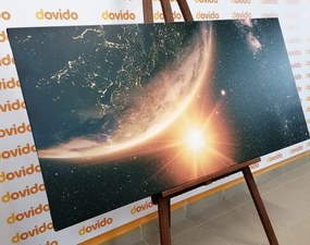Картина на платно – Поглед към слънцето от космоса