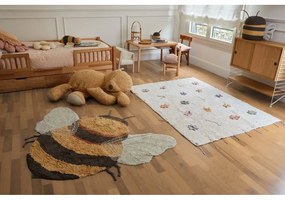 Жълт ръчно изработен памучен детски килим подходящ за пране 115x150 cm Bee – Lorena Canals