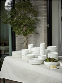 Кремава десертна порцеланова чиния ø 20 cm Eau – Zone