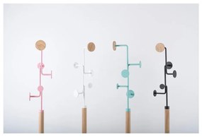 Подова етажерка от масивна дъбова дървесина с черни детайли Hook - Gazzda