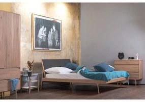 Дъбово двойно легло с тапицерия в сив/естествен цвят 140x200 cm Fawn - Gazzda