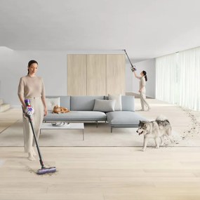 Вертикална прахосмукачка Dyson V8 Advanced 492636-01, 130AW, 540мл, 110000 rpm/min, Автономност до 40 мин, HEPA, Сребрист/Никел
