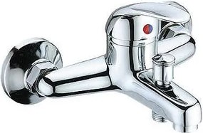 Смесител едноръкохватков за вана с комплект аксесоари