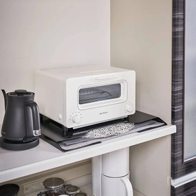 Метален държач за подложки за маса без пробиване Tower – YAMAZAKI