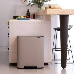 Кош за боклук Brabantia Bo Pedal 1010450, 2x30 л, Плавно затваряне, Противоплъзгаща основа, Светлосив