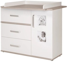 Бял нисък скрин в декор от бряст с масичка за преповиване 117x102 cm Moritz - Roba