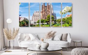 картини от 5 части – Катедралата в Барселона