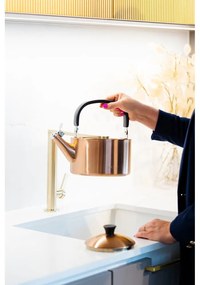 Чайник от неръждаема стомана в меден цвят 1,5 l Diamante – Vialli Design