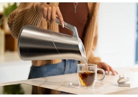 Термос в матово сребрист цвят 1 л Soho - Vialli Design