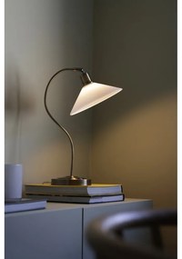 Настолна лампа със стъклен абажур в бял и месингов цвят (височина 49 cm) Vela – Markslöjd