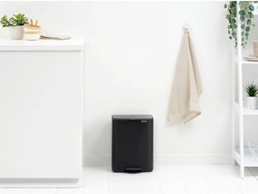 Матово черно стоманено кошче за боклук с педал 12 l Bo – Brabantia