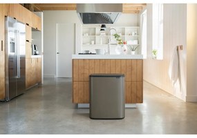 Сиво стоманено кошче за боклук, отваряне с докосване 60 l Bo Touch Bin – Brabantia