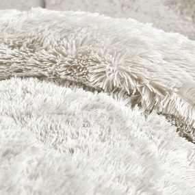 Бяло спално бельо за двойно легло от микроплюш 200x200 cm Cuddly - Catherine Lansfield