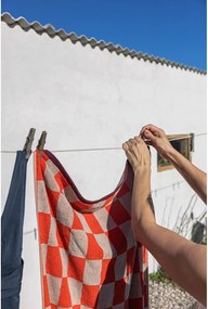 Оранжева/бежова кърпа от органичен памук от тери 50x90 cm Retro – Mette Ditmer Denmark