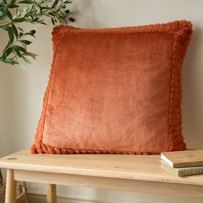 Декоративна възглавница от микроплюш 55x55 cm Velvet and Faux Fur – Catherine Lansfield