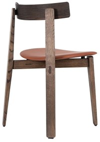 Кафяви/в цвят кафяв коняк трапезни столове в комплект 2 бр. от масивен дъб Nora – Gazzda