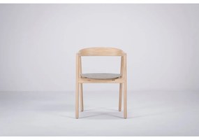 Трапезен стол от масивна дъбова дървесина със сива седалка Muna - Gazzda