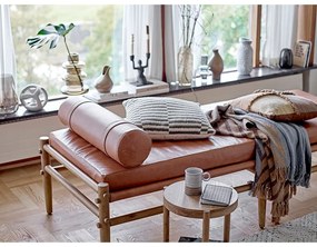 Свещник от полирезин Lucie - Bloomingville