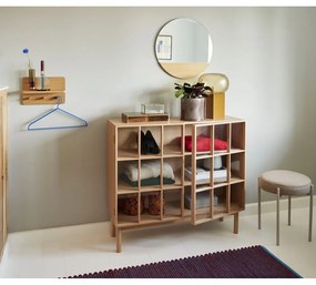 Стенна закачалка от декор от дъб в естествен цвят с рафт Space – Hübsch