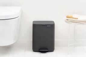 Кош за боклук Brabantia Bo Pedal 1010132, 7 л, Плавно затваряне, Гумирана основа, Минерално покритие, Тъмносив