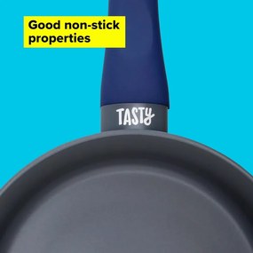 Втора ръка: Касерола със стъклен капак Tasty Everyday 678556, 18 см, 1.8 л, Индукция, Алуминий, Незалепващо покритие, Син