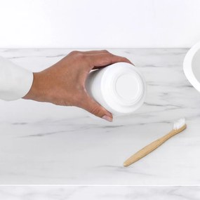 Стойка за четки за зъби Brabantia MindSet 1005685, Лесно почистване, Широк отвор, Минерално покритие, Бял