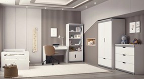 Скрин с чекмеджета Tomi