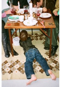 Свещ с коледен мотив, време на горене 56 часа Grand Cru Cottage 2025 – Rosendahl