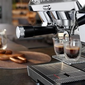 Еспресо машина DeLonghi EC9885.M La Specialista Maestro, 1450W, 19 bar, 2.5 л, 5 темп, 15 нива на смилане, Thermoblock, My LatteArt, LatteCrema, Сребрист