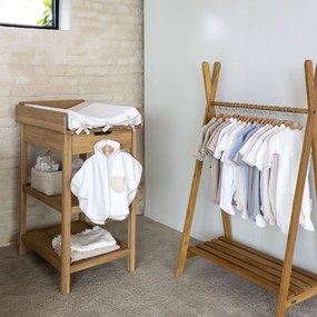 Маса за повиване от масивен дъб с маса за преповиване в естествен цвят Forrest – Vipack