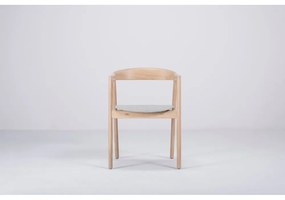 Трапезен стол от масивна дъбова дървесина със синьо-сива седалка Muna - Gazzda