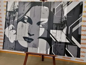 Картина на платно – Портрет на жена в черно-бял вариант