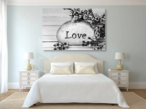 Картина на платно – С надпис на камък Love в черно-бял вариант