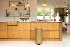 Стоманено кошче за боклук с педал в месингов цвят 30 l NewIcon – Brabantia