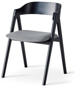 Трапезен стол от черна букова дървесина със сива седалка Findahl от Hammel Mette - Hammel Furniture