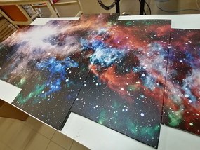 картини от 5 части – Безкрайна галактика